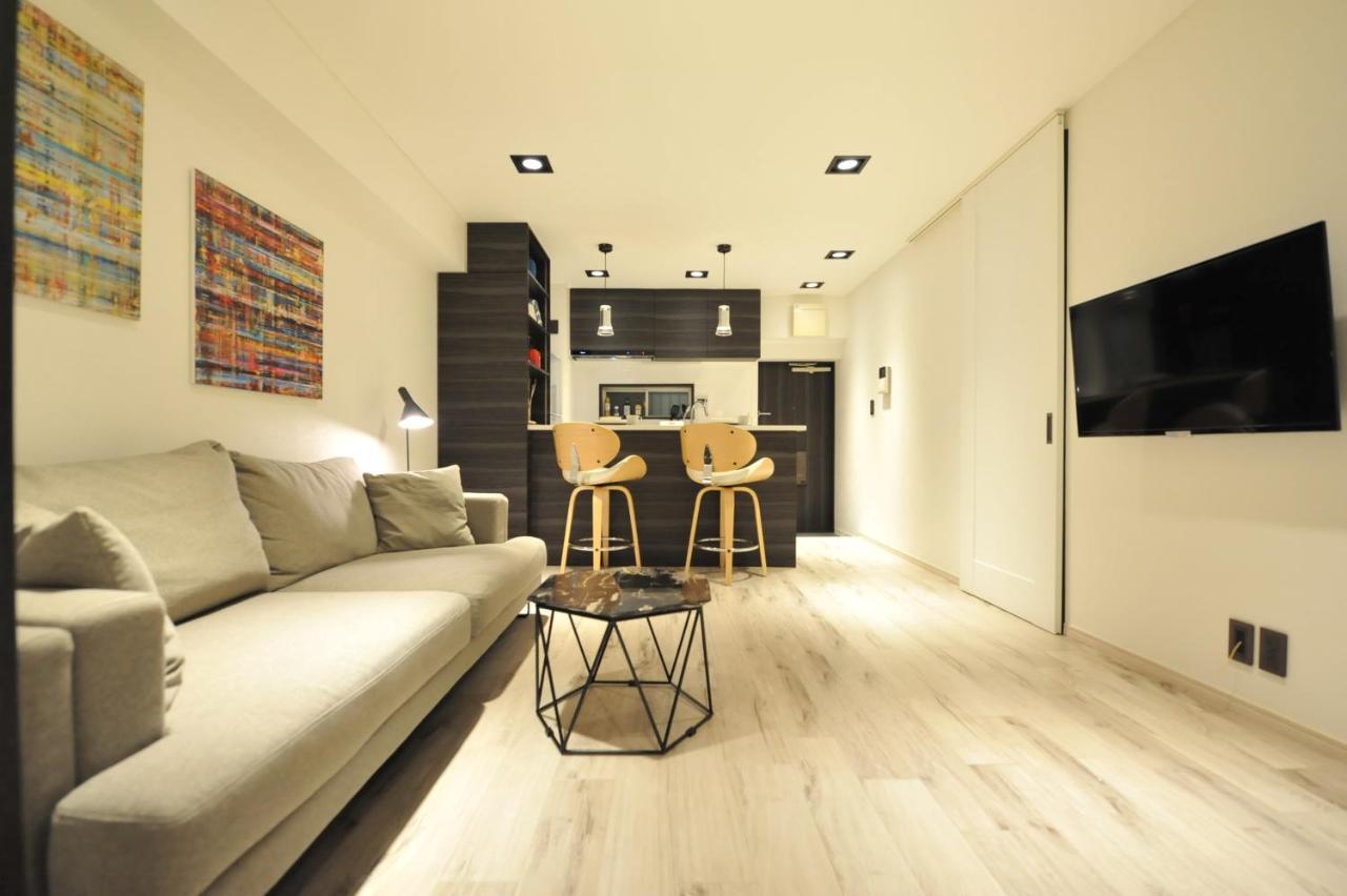 Azabujuban Chic 2-Bedroom Apartment Fancy Design Tokyo Exterior photo